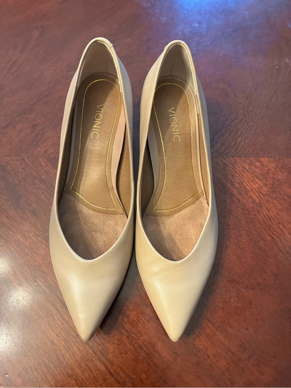 Vionic Women's Pointed Toe Heels in Nude
